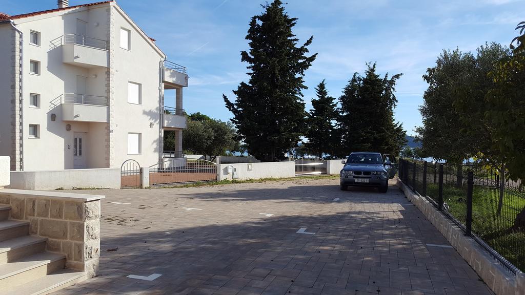 Apartments Luka Водице Экстерьер фото